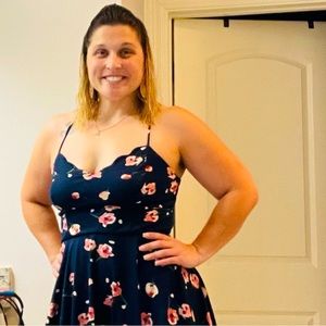 Sunday show!Dress to impress!Dresses all sizes!Like listing 4 notifications 📣